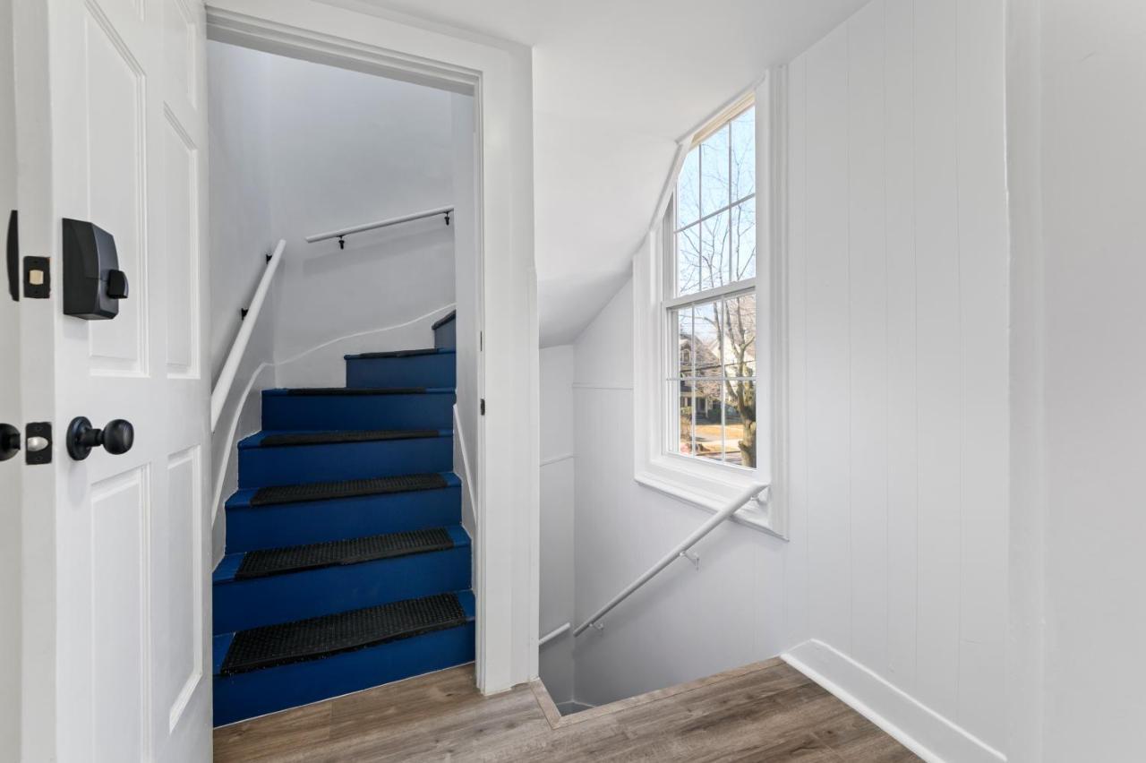 Cozy Gem In The Heart Of East Rock With Free Parking Near Yale And Dt Apartman New Haven Kültér fotó